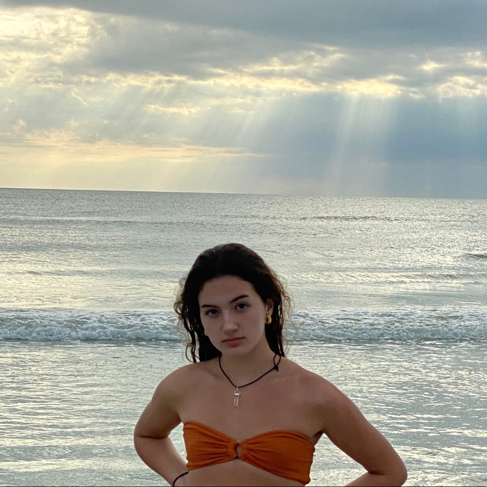 Meet your Posher, Izzy